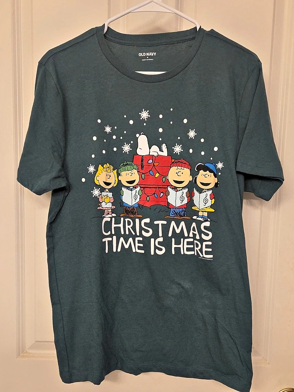 Peanuts Christmas T-Shirt, Dark Green, Medium, EUC